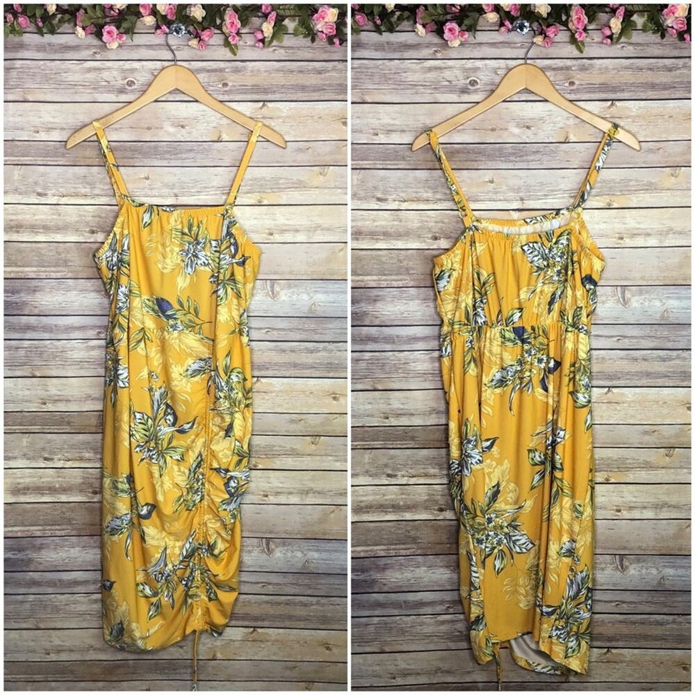 NWT Mlle Gabrielle Floral Dress